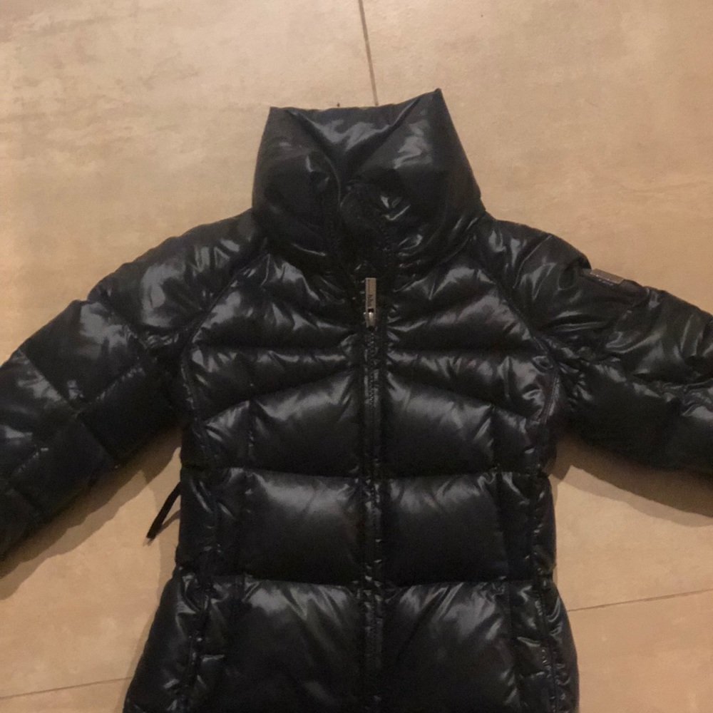 Awesome black puffer